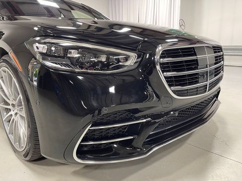 Used 2022 Mercedes-Benz S 500 4MATIC image 11