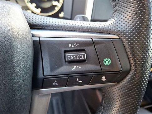 Used 2022 Mitsubishi Outlander SEL image 18