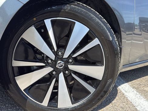 Used 2022 Nissan Altima 2.5 SL FWD image 26