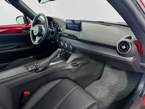 Used 2024 MAZDA MX-5 Miata RF Grand Touring RWD image 25