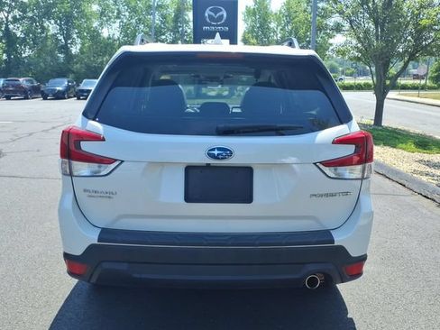 Used 2023 Subaru Forester Limited AWD/4WD image 6