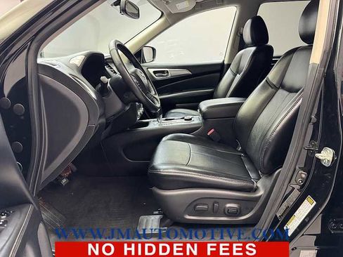 Used 2019 Nissan Pathfinder SL image 12
