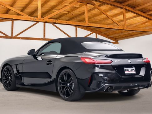 Used 2022 BMW Z4 sDrive30i w/ Premium Package RWD image 4