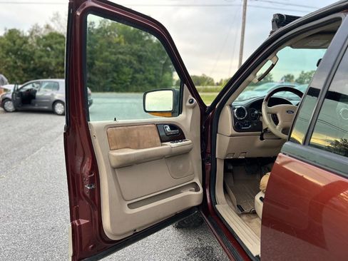 Used 2006 Ford Expedition King Ranch image 10