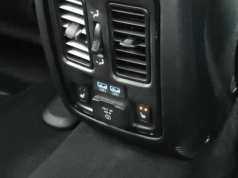 Used 2025 Dodge Durango R/T image 21