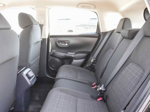 Used 2025 Honda HR-V LX image 18