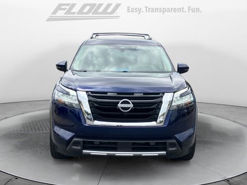 Used 2024 Nissan Pathfinder SL w/ SL Premium Package AWD/4WD image 3