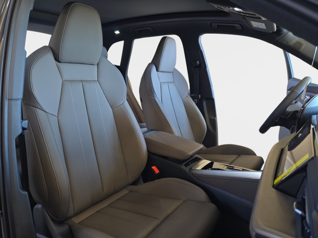 New 2026 Audi Q5 Premium Plus AWD/4WD image 10