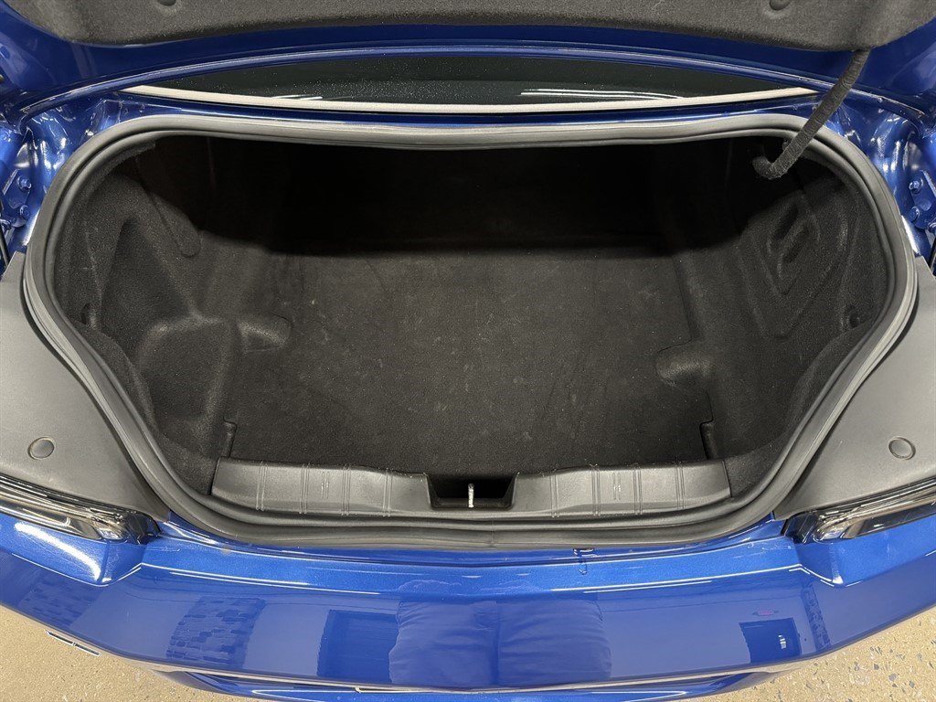 Used 2019 Chevrolet Camaro SS RWD image 14