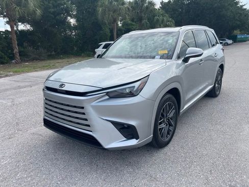 Used 2025 Lexus TX 350 AWD w/ Technology Package image 5
