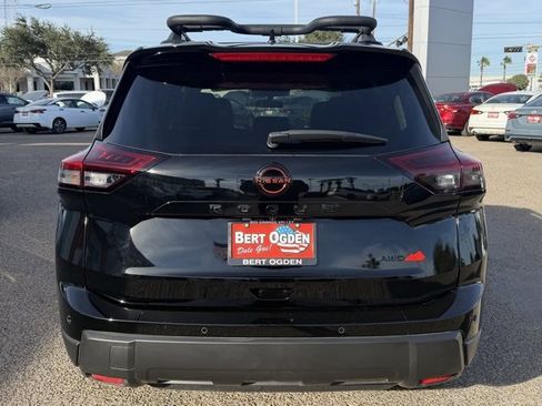 Certified 2025 Nissan Rogue SV image 6