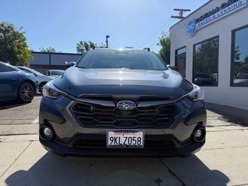 Used 2024 Subaru Crosstrek 2.0i Premium AWD/4WD image 4