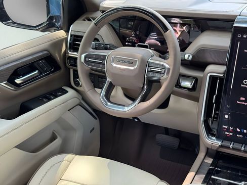 New 2026 GMC Yukon Denali w/ Denali Reserve Package AWD/4WD image 20