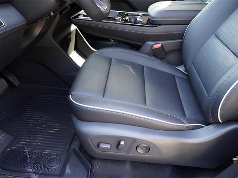 New 2026 Buick Enclave Sport Touring w/ Super Cruise Package image 11