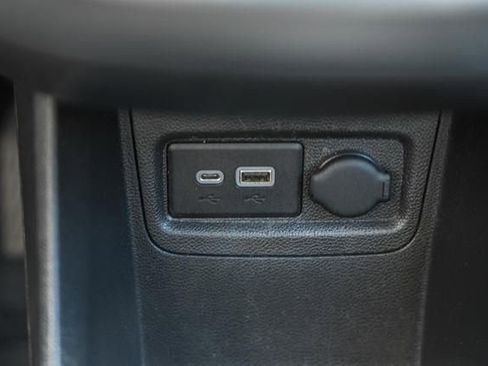 Used 2021 Chevrolet Spark LT image 23