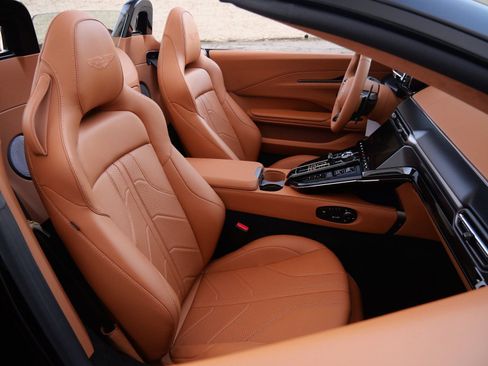 New 2026 Aston Martin V8 Vantage Convertible image 12