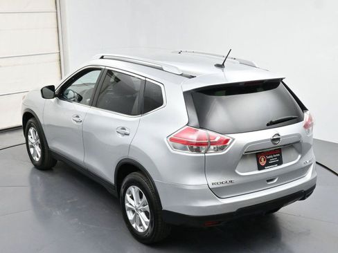 Used 2015 Nissan Rogue SV AWD/4WD image 32