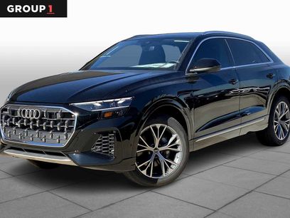 New 2025 Audi Q8 Premium