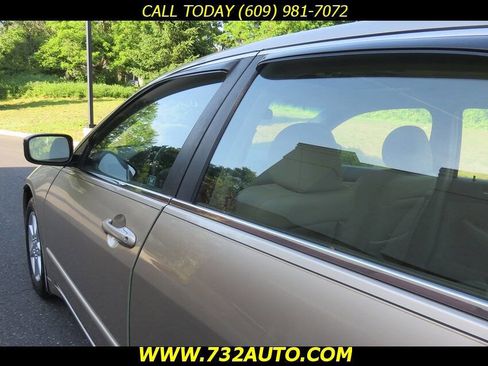 Used 2004 Honda Accord EX image 25