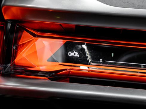 Used 2023 BMW 760i xDrive image 54