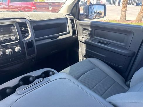 Certified 2017 RAM 1500 Express AWD/4WD image 16
