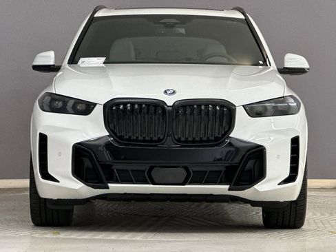 New 2026 BMW X5 xDrive50e w/ M Sport Package image 6