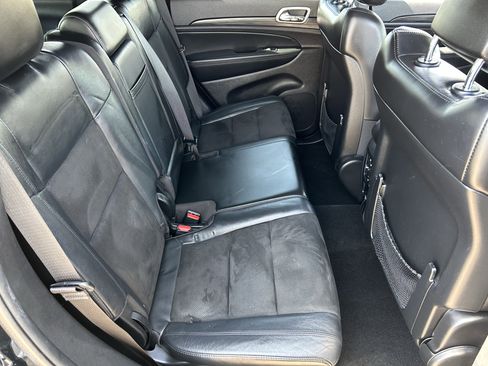 Certified 2021 Jeep Grand Cherokee Laredo X image 13