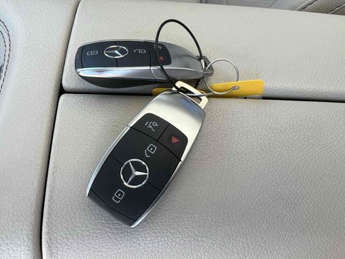 Used 2022 Mercedes-Benz GLE 350 4MATIC image 8