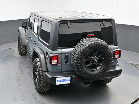 Used 2025 Jeep Wrangler Willys image 38