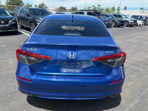 Used 2022 Honda Civic Sport image 6