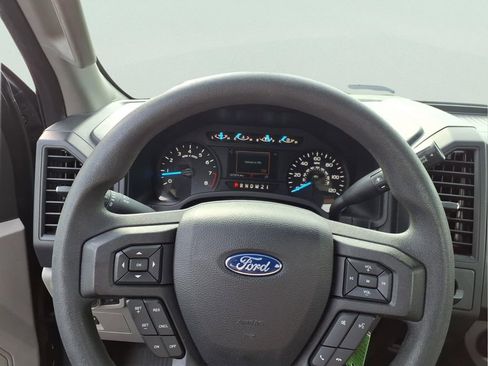 Used 2019 Ford F150 XL w/ Equipment Group 101A Mid image 6