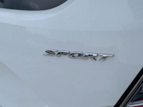 Used 2018 Honda Civic Sport image 25