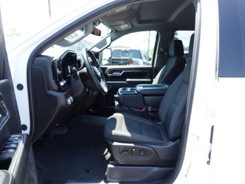 Used 2024 GMC Sierra 3500 SLE AWD/4WD image 18