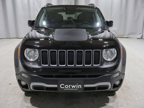 Used 2023 Jeep Renegade Latitude AWD/4WD image 7