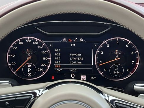 Used 2024 Bentley Continental GT AWD/4WD image 50