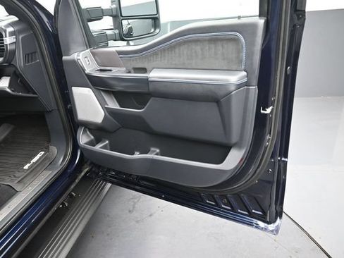 Certified 2025 Ford F150 Platinum w/ Equipment Group 702A High AWD/4WD image 33