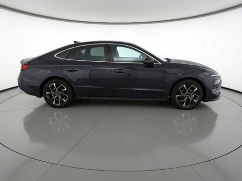 Used 2025 Hyundai Sonata SEL FWD image 11