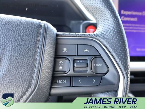 Used 2024 Toyota Tacoma TRD Off-Road image 27