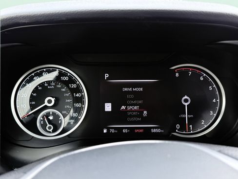 Used 2026 Genesis G70 2.5T image 68