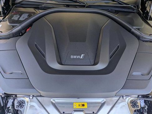 Used 2025 BMW i4 eDrive40 image 23