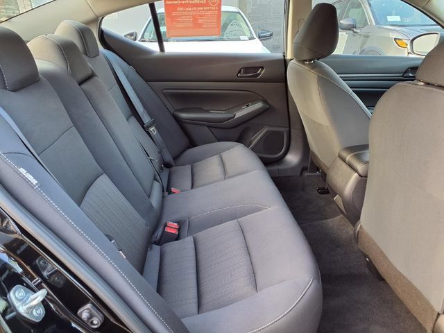 Certified 2025 Nissan Altima 2.5 S FWD image 23