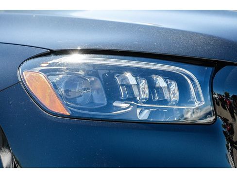 Certified 2024 Mercedes-Benz GLS 450 4MATIC image 8