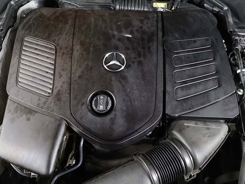 Used 2023 Mercedes-Benz C 300 4MATIC Sedan image 19