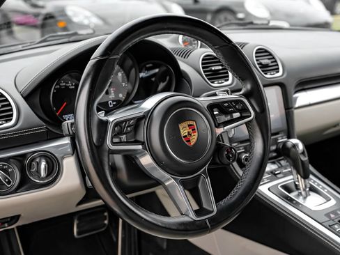 Used 2018 Porsche 718 Boxster S RWD image 20