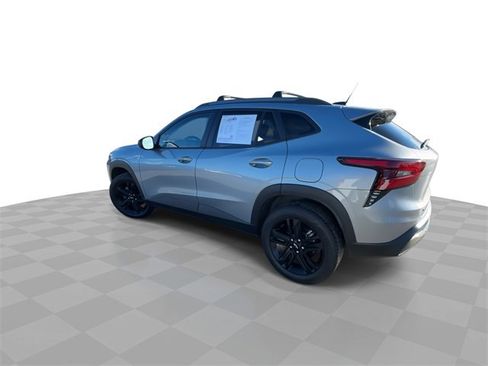 Certified 2025 Chevrolet Trax ACTIV image 6