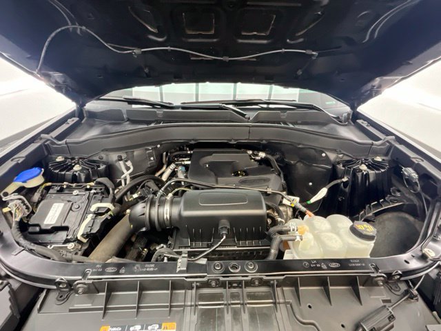 Used 2020 Ford Explorer XLT w/ Comfort Package AWD/4WD image 29