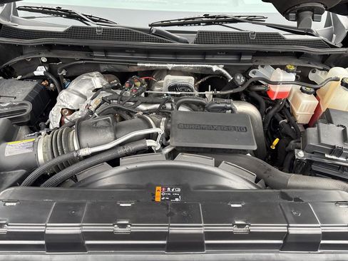 Used 2024 Chevrolet Silverado 2500 LTZ w/ LTZ Convenience Package image 18