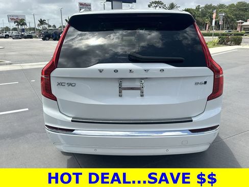 Used 2023 Volvo XC90 B6 Plus w/ Protection Package Premier AWD/4WD image 8
