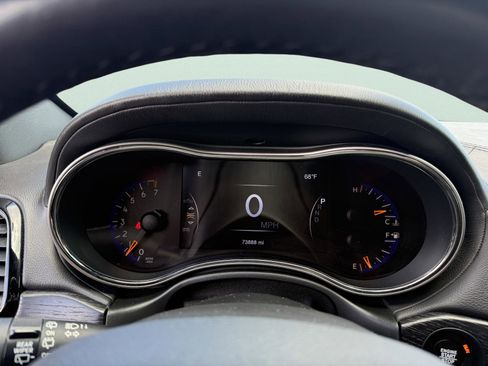 Used 2020 Jeep Grand Cherokee High Altitude image 24