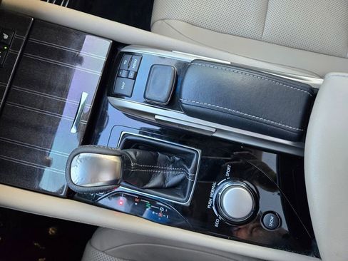 Used 2017 Lexus GS 350 350 F Sport image 37